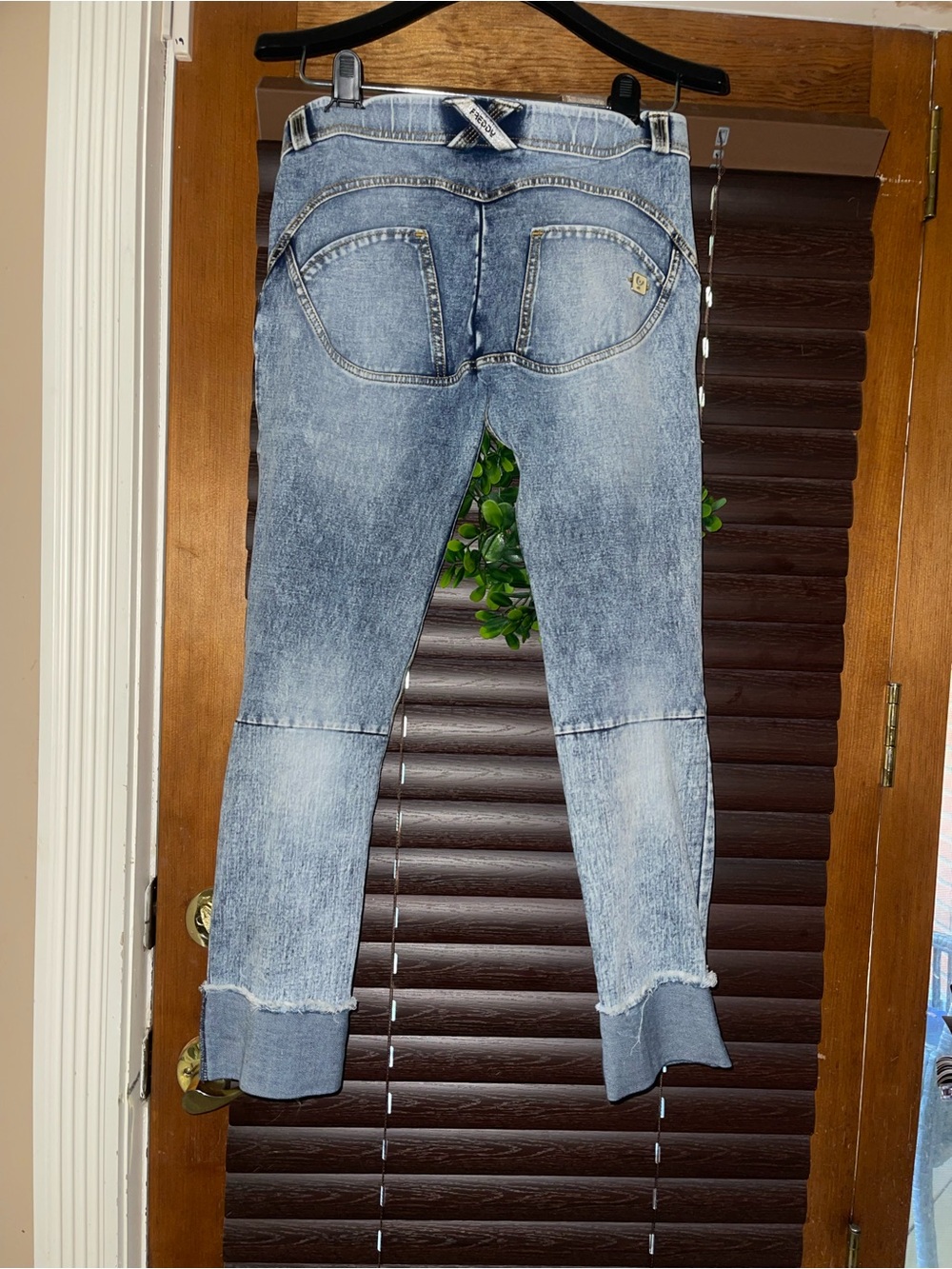 Freddy Women’s Slim Straight Jeans - Picture 5 of 9